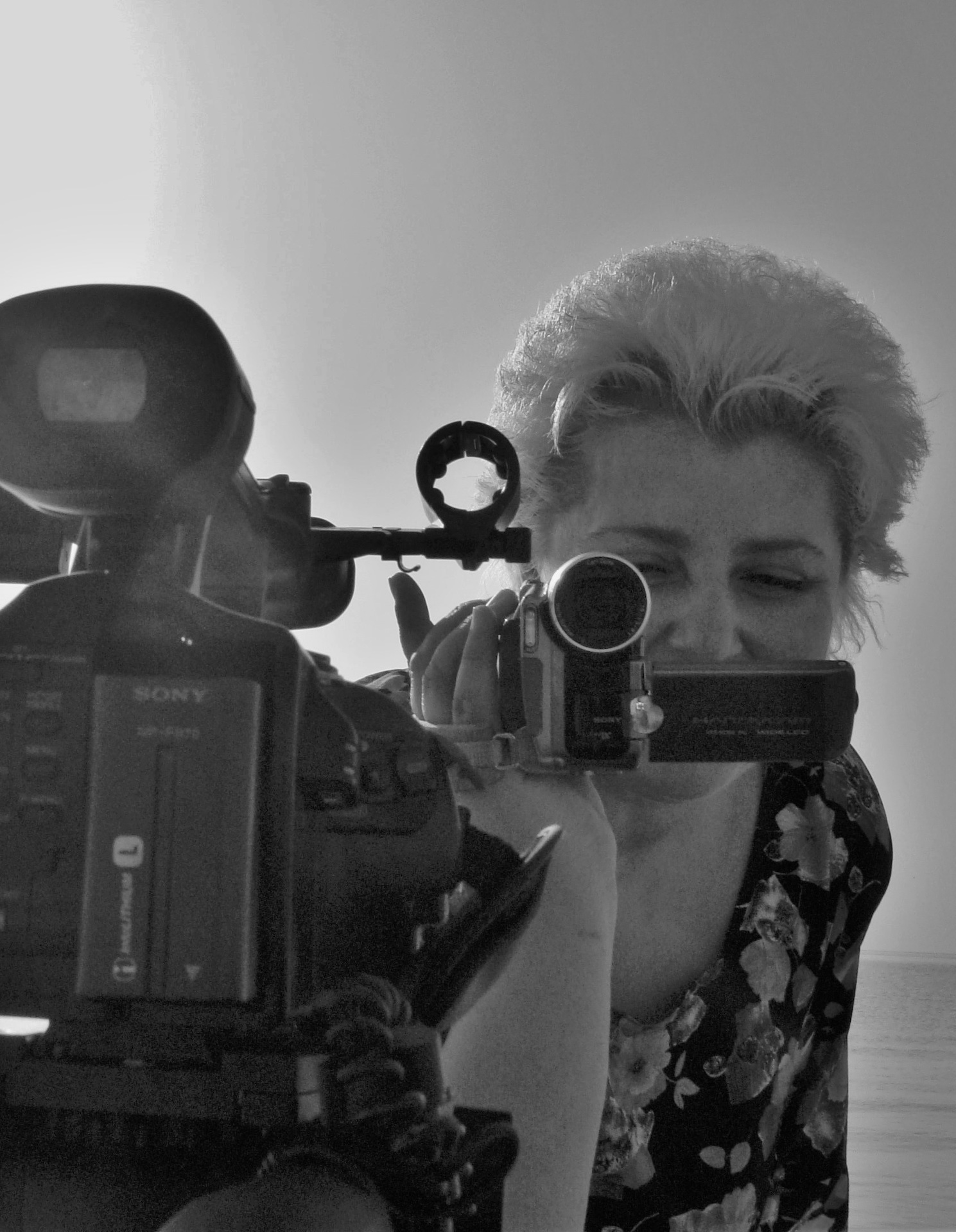 SITE - GIFT OF WINGSCONTENT2. ABOUT THE AUTHORS OF THE FILM ( 5 TEXTE WORD, mai trebuie Teglas- poza + text )FOTO pt. CORINA VOICU SITE - GIFT OF WINGSCONTENT2. ABOUT THE AUTHORS OF THE FILM ( 5 TEXTE WORD, mai trebuie Teglas- poza + text )FOTO pt. CORINA VOICU